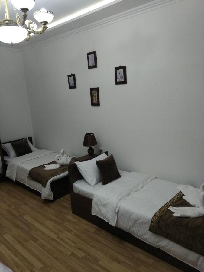 Guest House Safina-S&D Szamarkand Kültér fotó